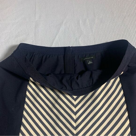 ANN TAYLOR Blue Cream Colorblock Striped Retro A-Line Skirt - Picture 6 of 10